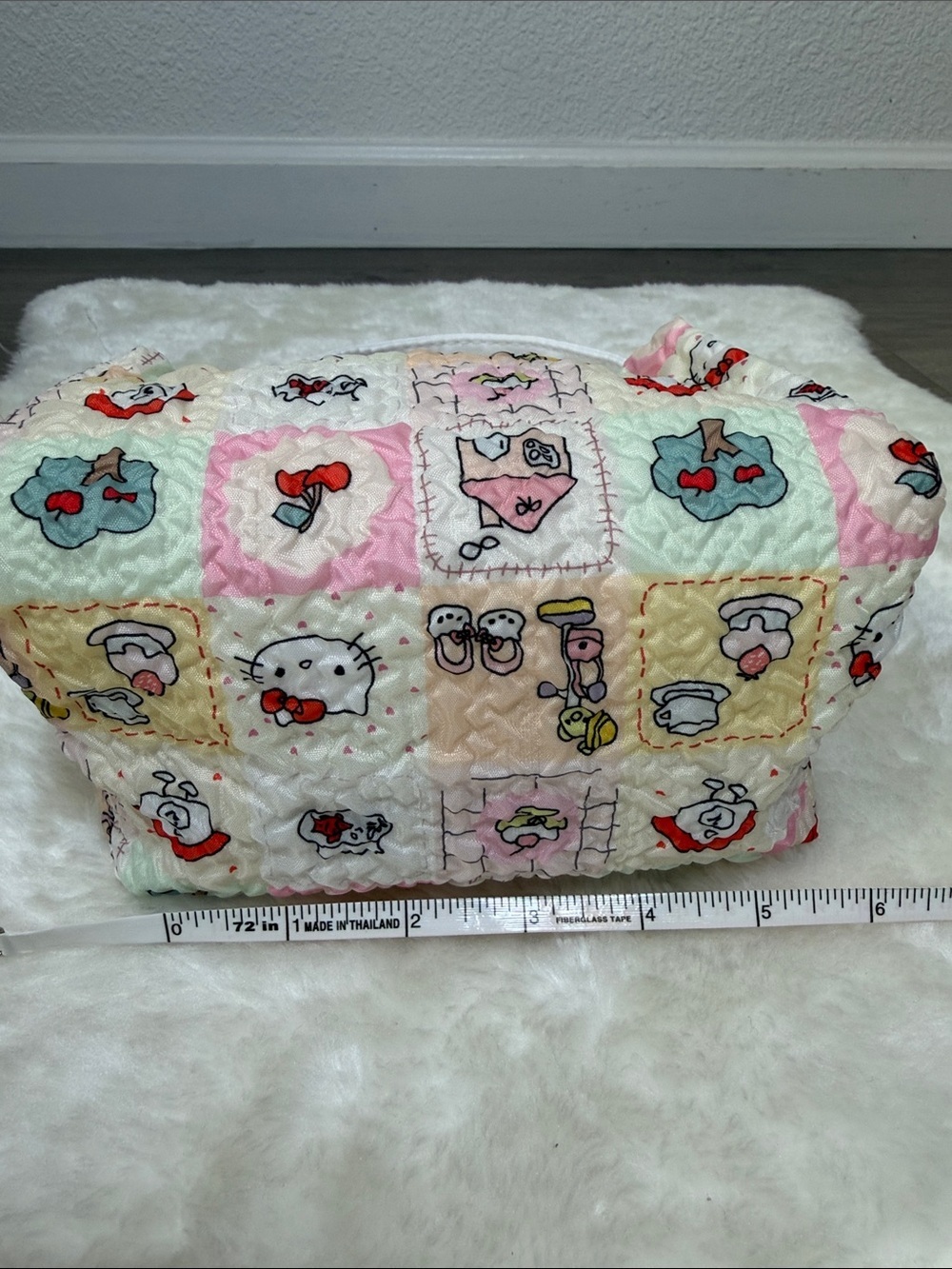 Hello Kitty Bundle Totes & Pouch - Picture 6 of 6